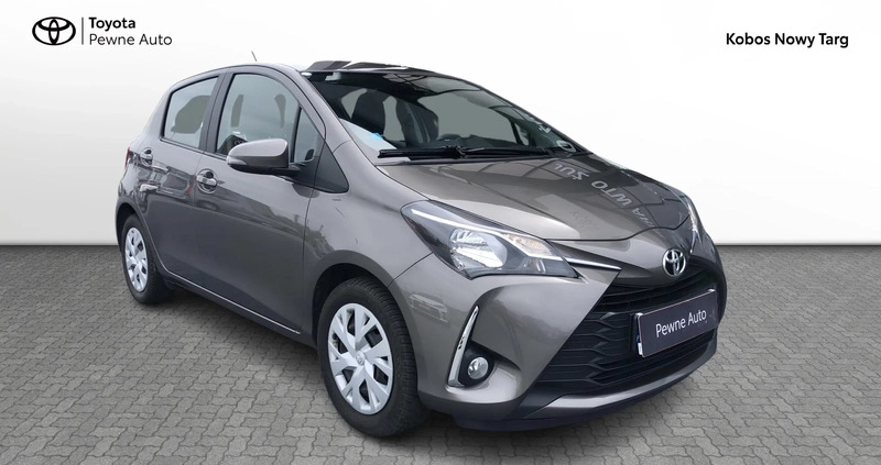 Toyota Yaris cena 62900 przebieg: 101950, rok produkcji 2020 z Głogów małe 211